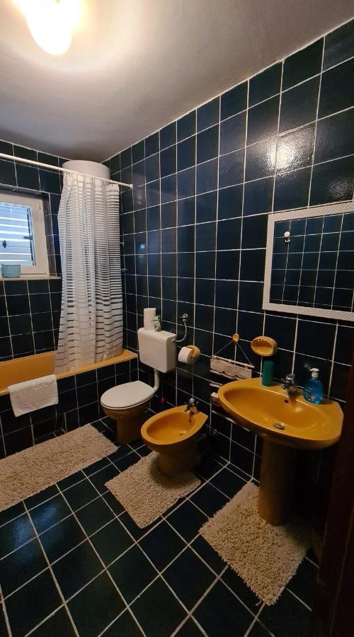 Apartments Solis, 50 M From The Sea - Jakisnica Ngoại thất bức ảnh