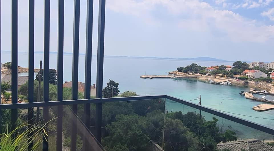 Apartments Solis, 50 M From The Sea - Jakisnica Ngoại thất bức ảnh